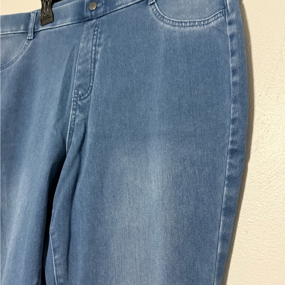 Time and Tru Women's Blue Jeggings - Picture 2 of 4